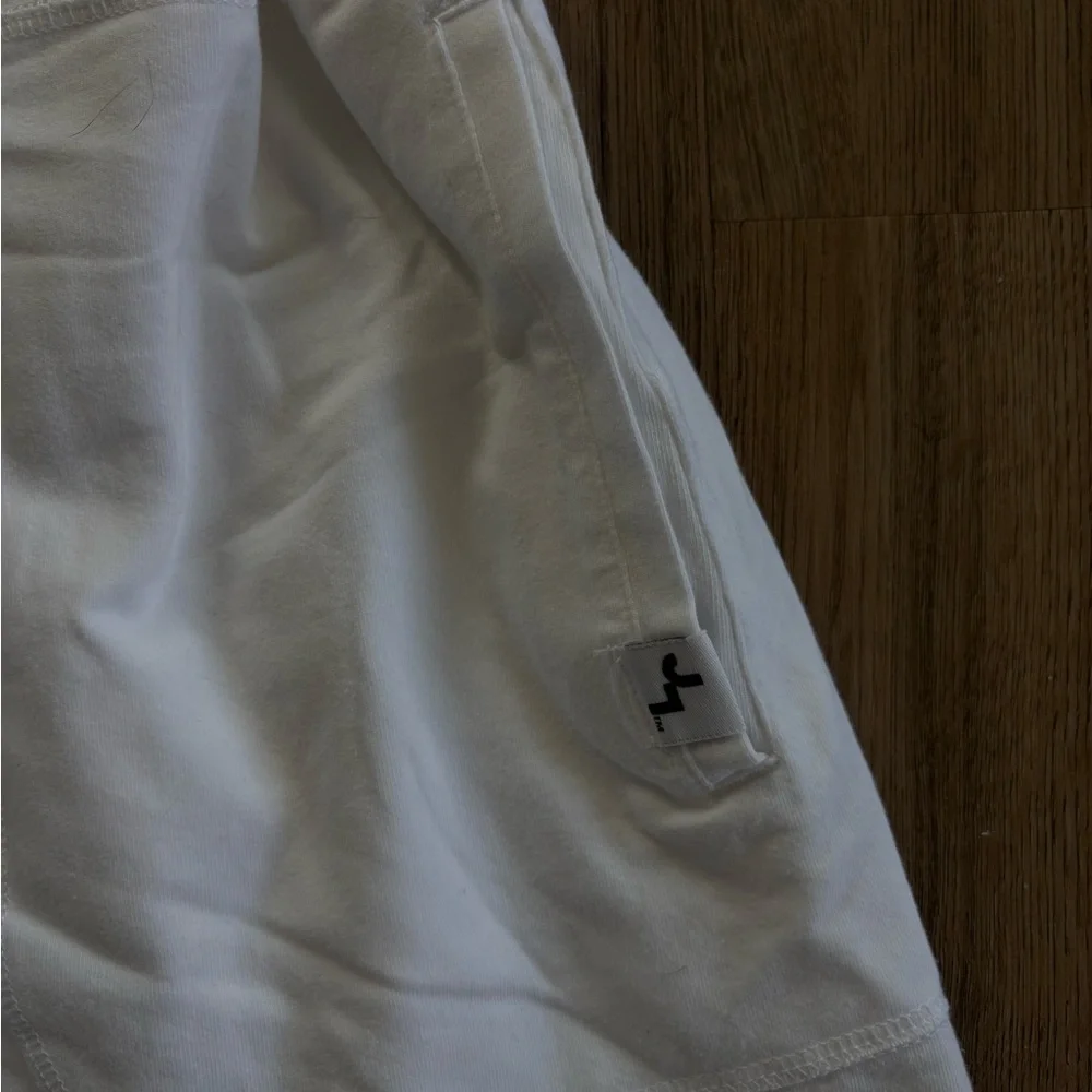 JoyLab White Cotton Blend Top - Picture 2 of 3